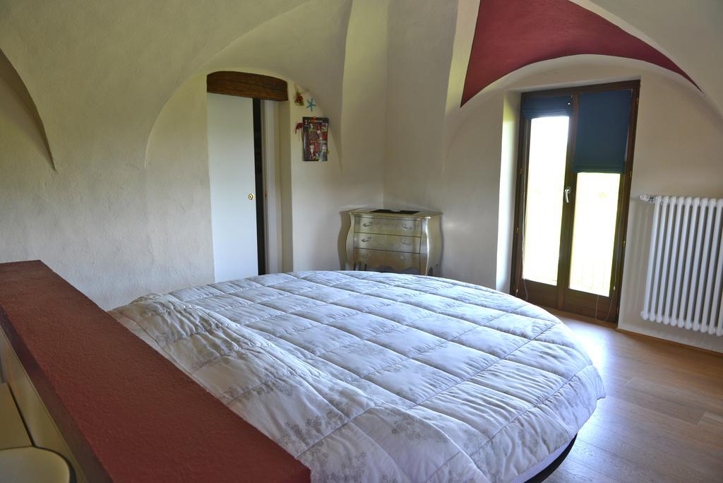 Casa Vacanze Il Brichet 몬도비 객실 사진