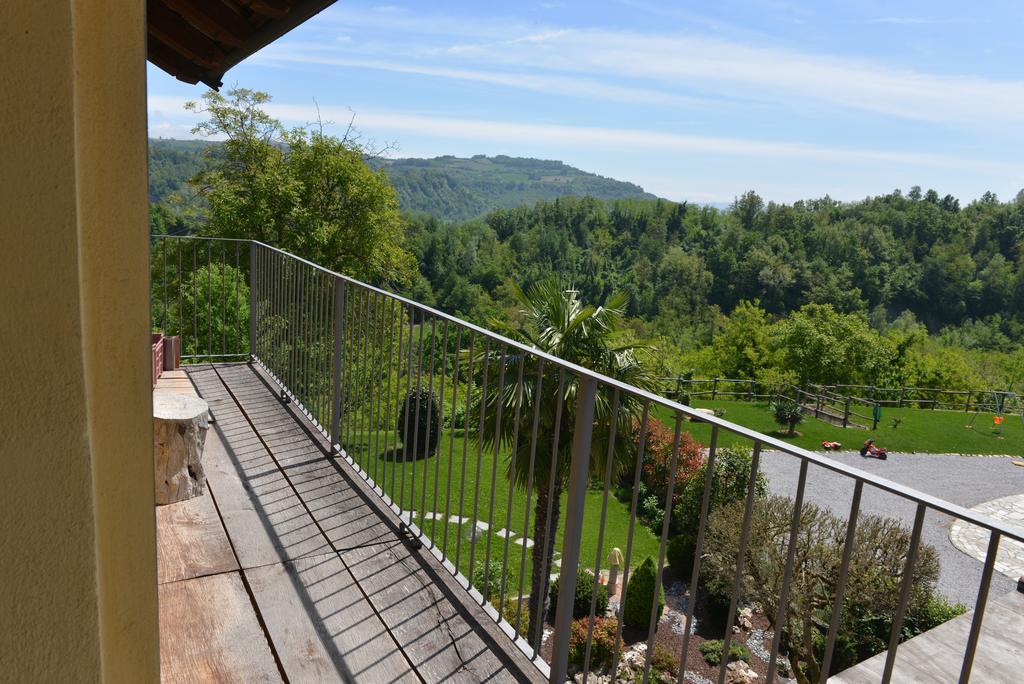 Casa Vacanze Il Brichet 몬도비 외부 사진