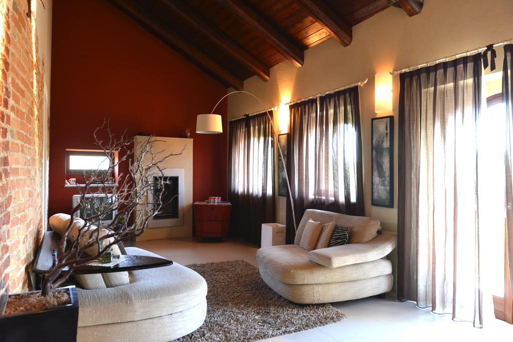 Casa Vacanze Il Brichet 몬도비 외부 사진